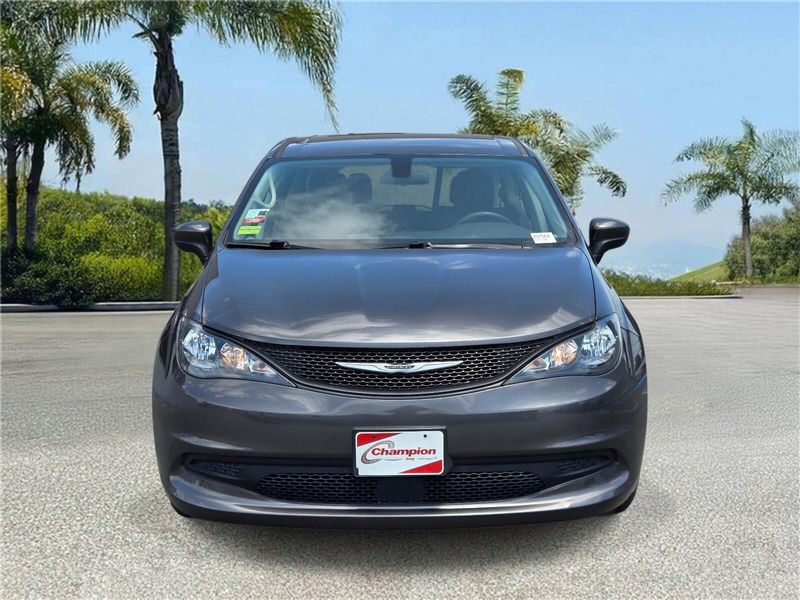 Used 2022 Chrysler Voyager LX FWD