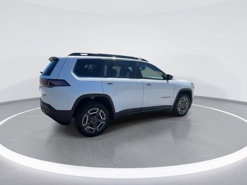 New 2026 Jeep Cherokee Limited 4x4Image 8