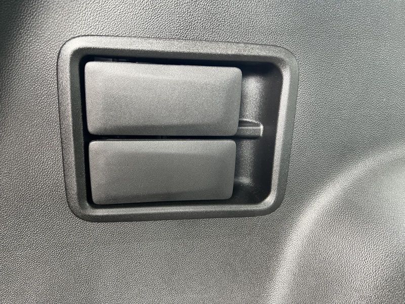 Used 2023 GMC Acadia SLE