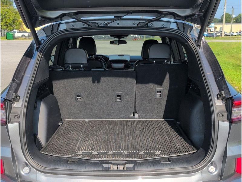 Used 2024 Ford Escape ST-LineImage 33