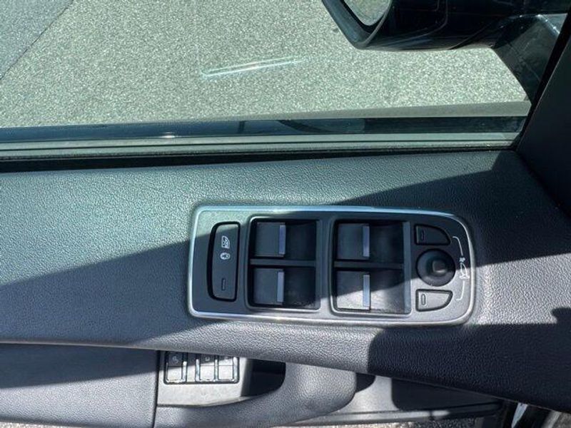 2019 Jaguar F-PACE S