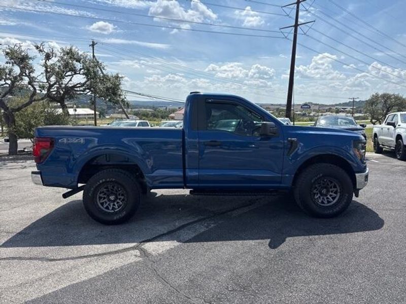 2025 Ford F-150 XL photo 4