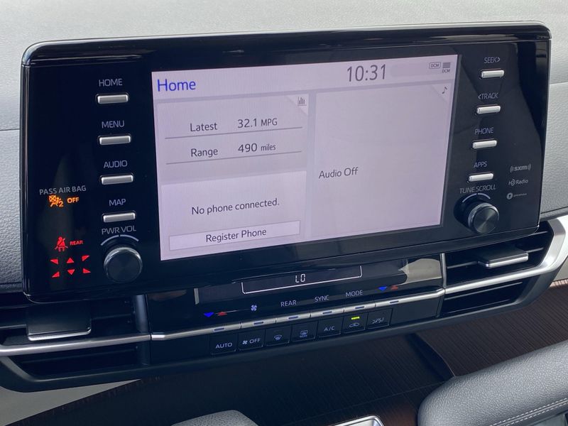 2024 Toyota Sienna LEImage 22