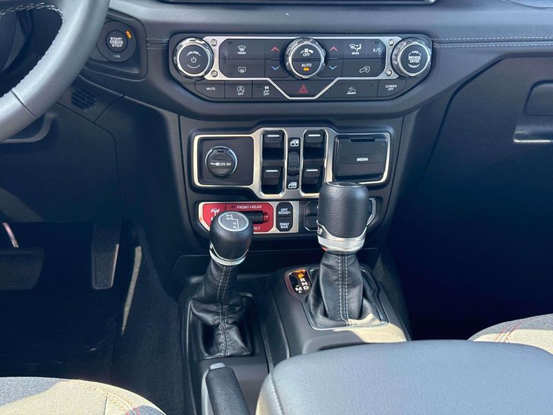New 2026 Jeep Wrangler 4-door Rubicon