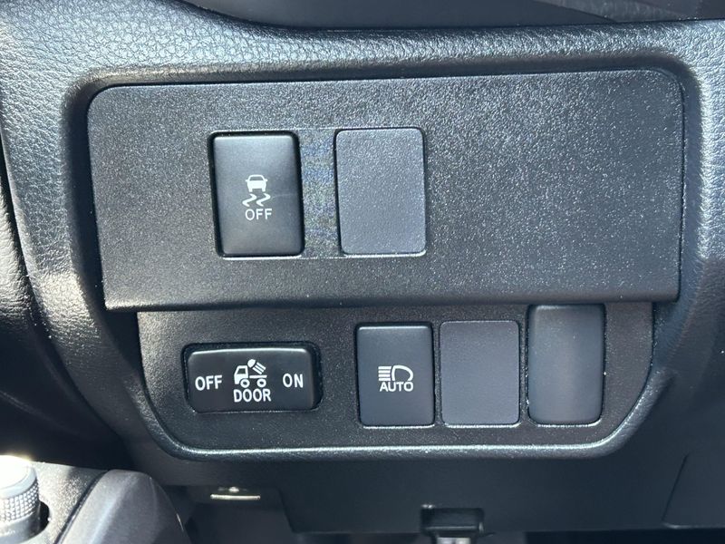 Used 2022 Toyota Tacoma SR5Image 30