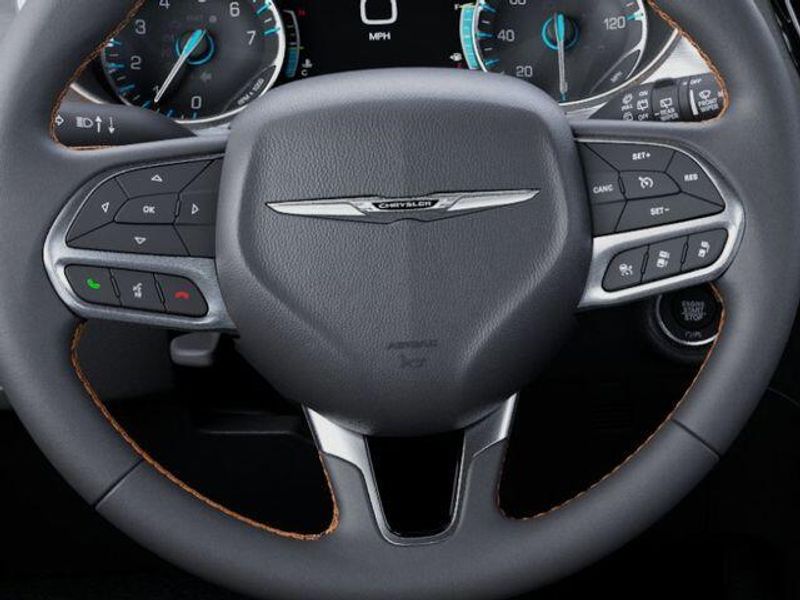 New 2026 Chrysler Pacifica Pinnacle AwdImage 19
