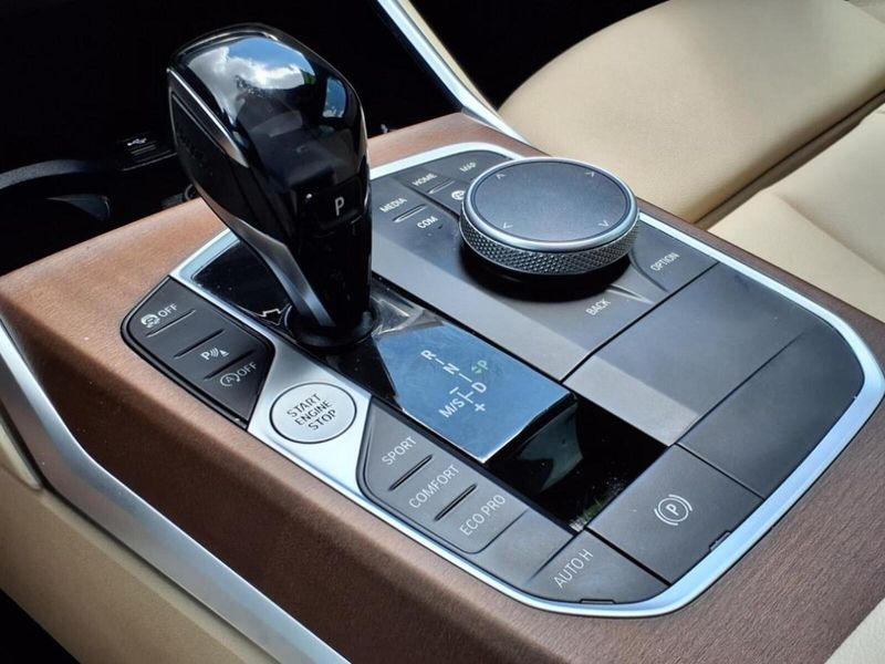 2021 Bmw 330i photo 18