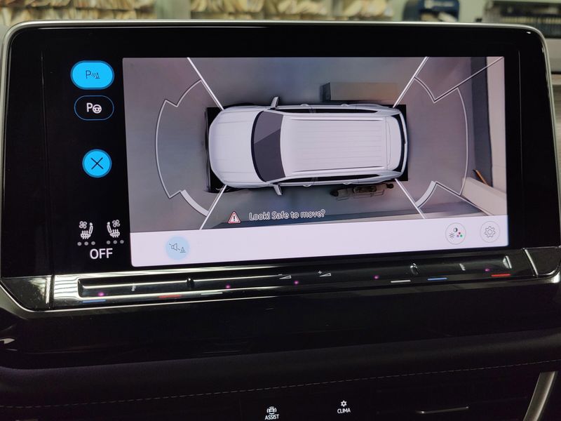 Used 2025 Volkswagen Atlas SEL Premium AWD R-Line Sunroof/NavImage 26