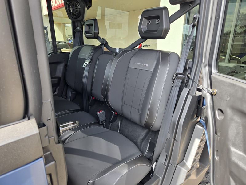 NEW 2026 CAN-AM DEFENDER MAX LIMITED CAB HD11 Image 11