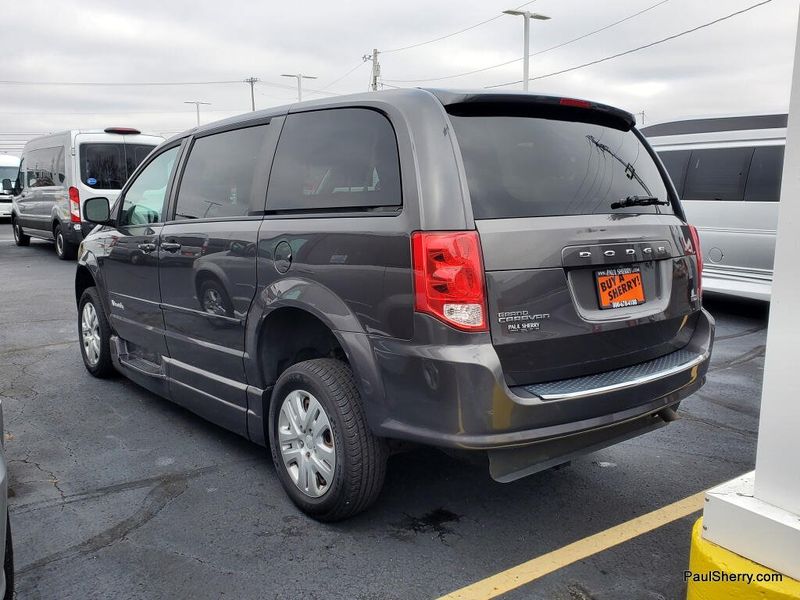 Used 2015 Dodge Grand Caravan SE