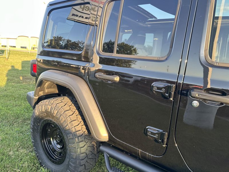 New 2025 Jeep Wrangler 4-door Sport SImage 10