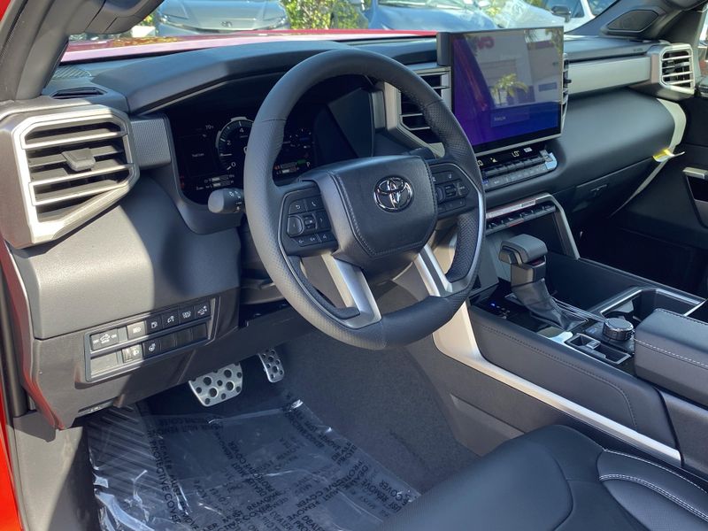 New 2026 Toyota Tundra Limited HybridImage 13
