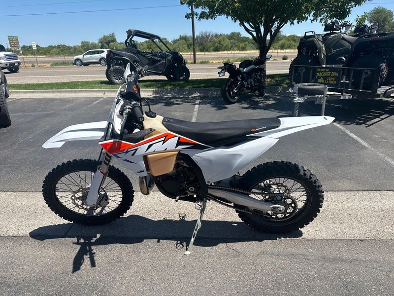 2023 KTM XC 300 
