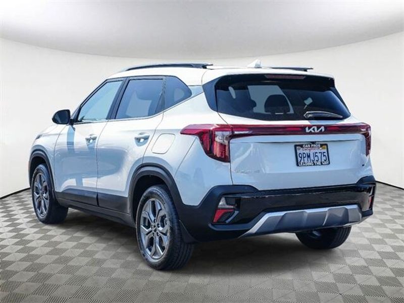 Used 2024 Kia Seltos SImage 6