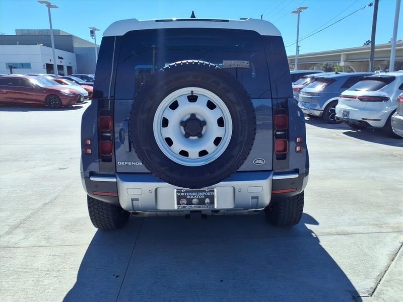 Used 2023 Land Rover Defender 90 SImage 16
