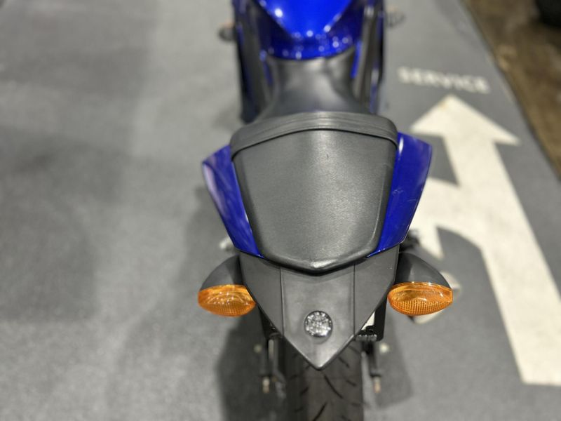 Used 2023 Yamaha YZF-R3 ABS Image 4