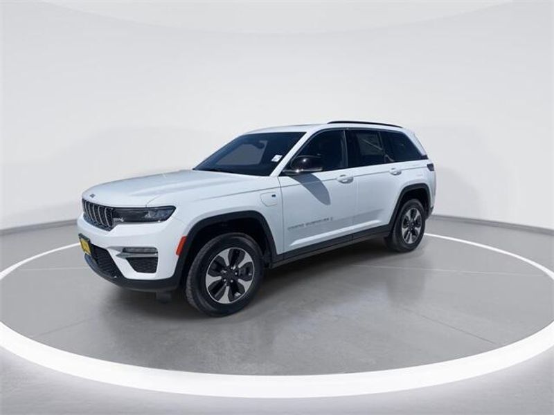 2024 Jeep Grand Cherokee 4xeImage 4