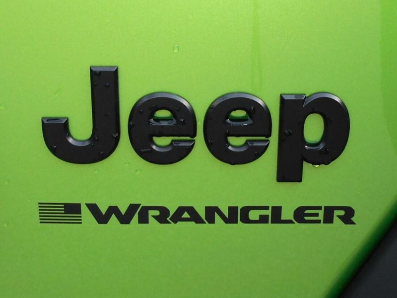 New 2025 Jeep Wrangler 4-door Sport SImage 27