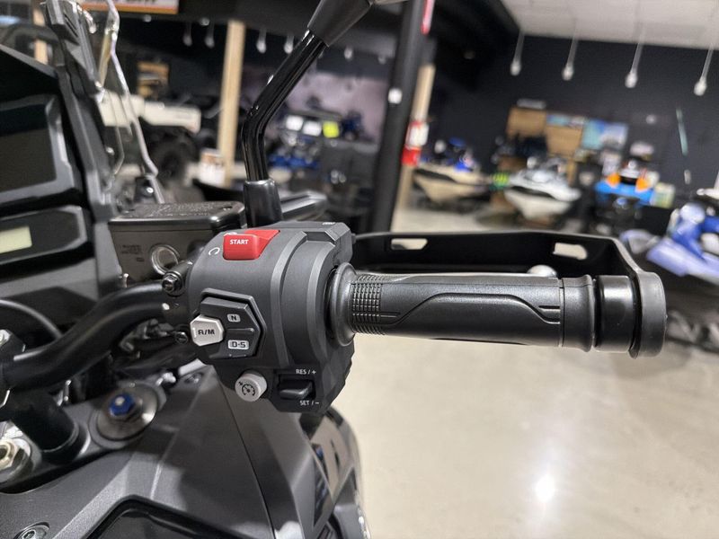 New 2026 Honda AFRICA TWIN DCT Image 24