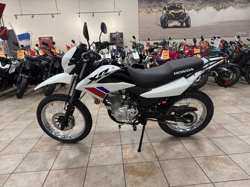 New 2025 Honda XR150L Image 14