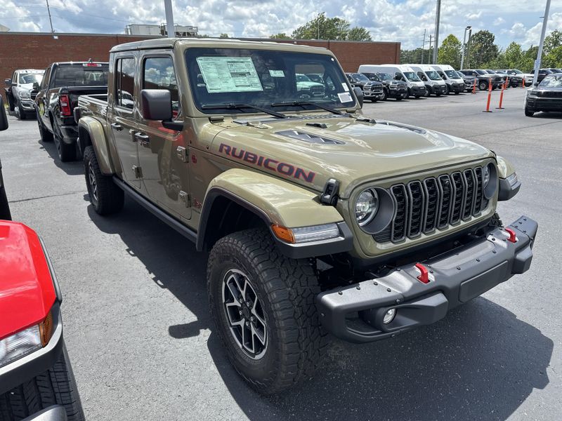 New 2025 Jeep Gladiator Rubicon X 4x4Image 3