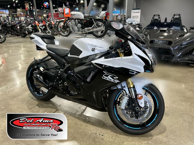 2020 Suzuki GSX-R750 Image 1