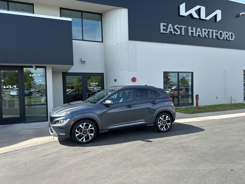 2022 Hyundai Kona LimitedImage 1