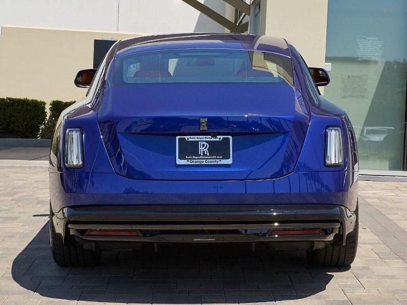 2025 Rolls-Royce Spectre Image 8