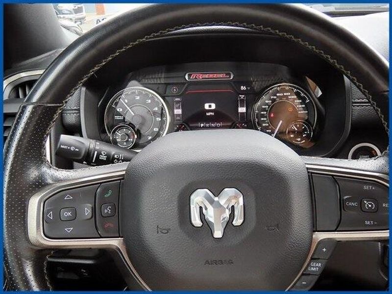 2022 RAM 1500 RebelImage 15