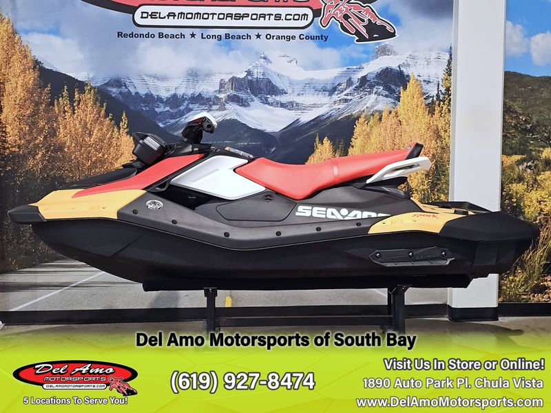 2024 Sea-Doo SPARK FOR 3 (SOUND SYSTEM) Image 8