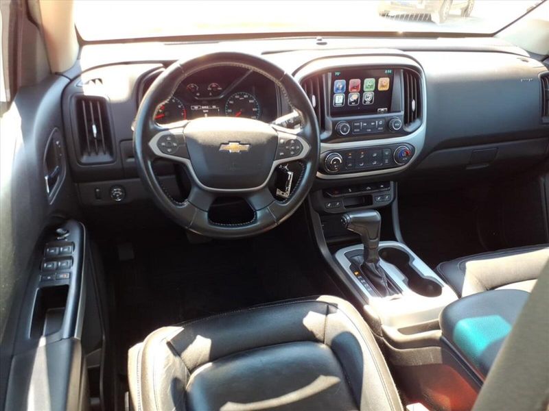 2015 Chevrolet Colorado LT photo 21