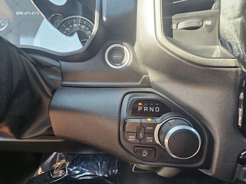 New 2025 RAM 1500 TradesmanImage 19