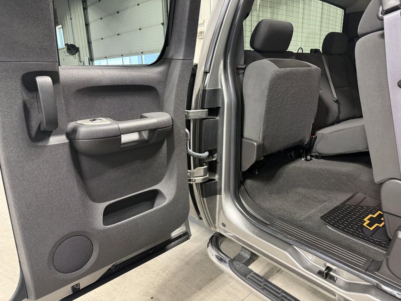 Used 2007 Chevrolet Silverado 1500 LT w/1LTImage 8