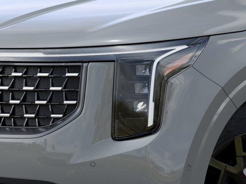 New 2027 Kia Carnival SXImage 11