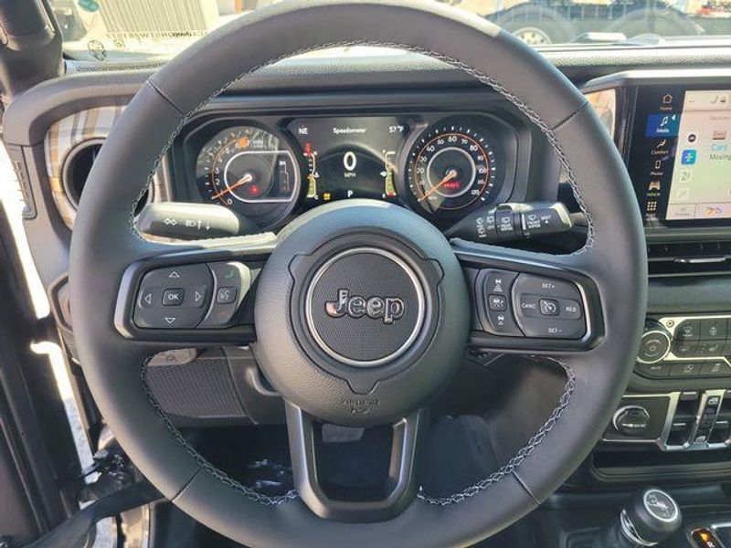 New 2026 Jeep Wrangler 4-door 85th Anniversary Edition
