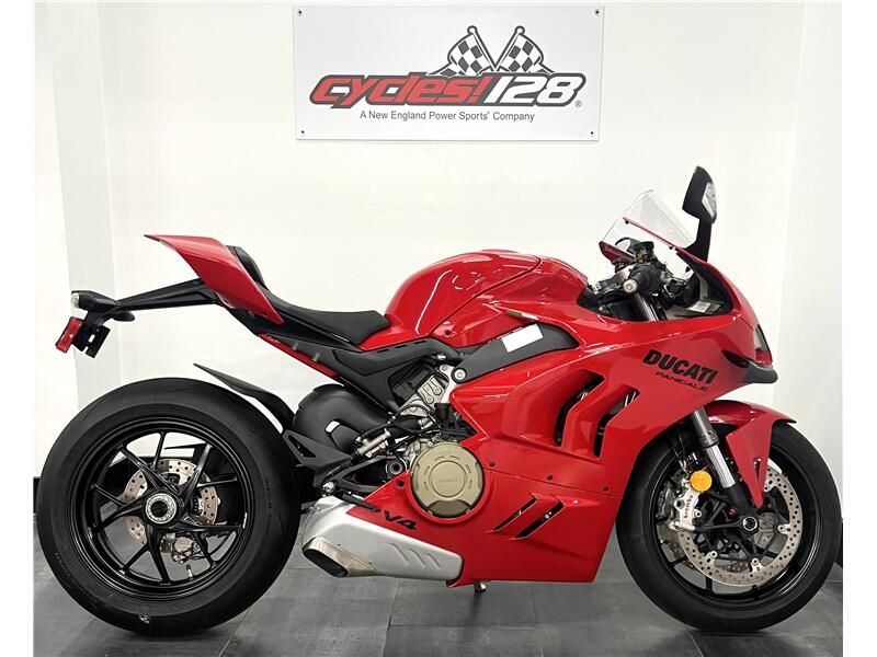 Used 2022 Ducati PANIGALE V4 Image 8