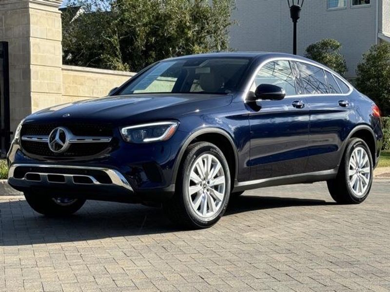 2020 Mercedes-Benz GLC 300 CoupeImage 10