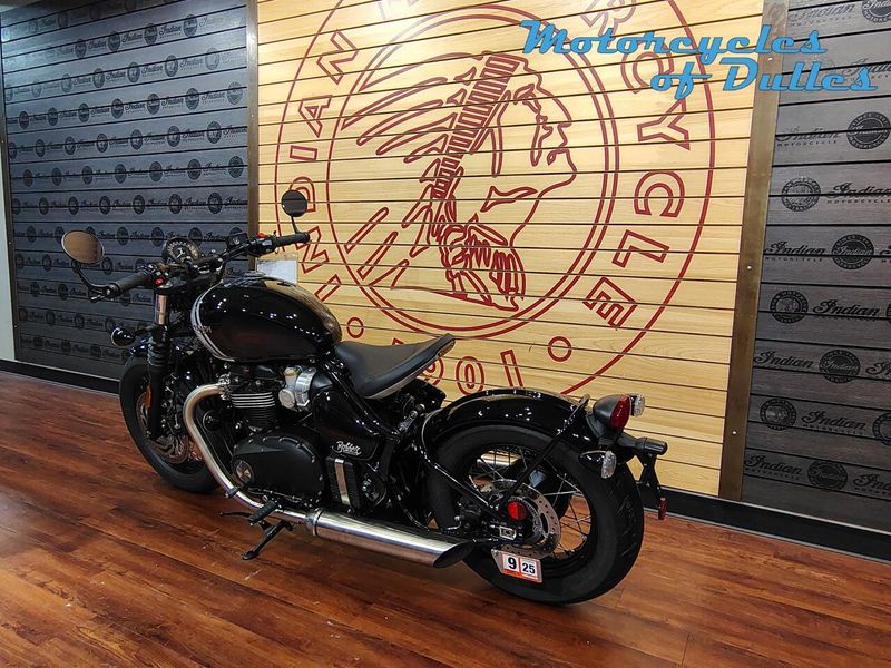 2024 Triumph Bonneville Bobber in a Jet Black/Ash Grey exterior color. Motorcycles of Dulles 571.934.4450 motorcyclesofdulles.com 