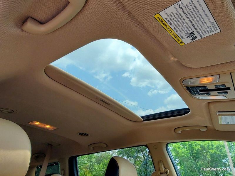 2021 Kia Sedona SXImage 3