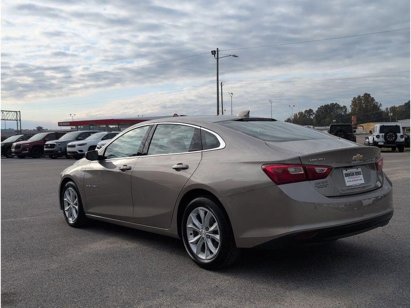 Used 2024 Chevrolet Malibu LTImage 3