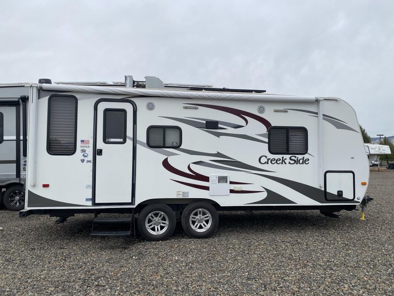 Used 2014 OUTDOORS RV CREEKSIDE 20FQ Image 2