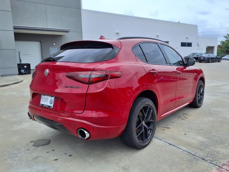 2021 Alfa Romeo Stelvio SprintImage 7