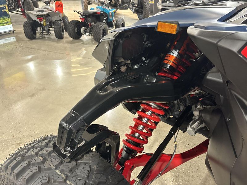 New 2026 Can-Am MAVERICK R MAX X RS WITH SMART-SHOX 999T DCT Image 17
