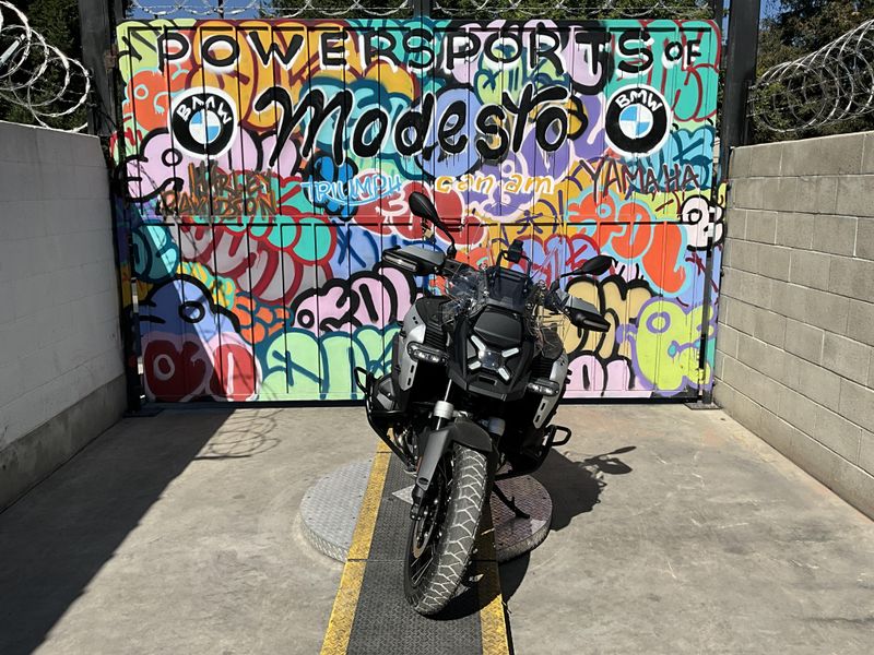 New 2026 BMW R 1300 GS Adventure Image 3