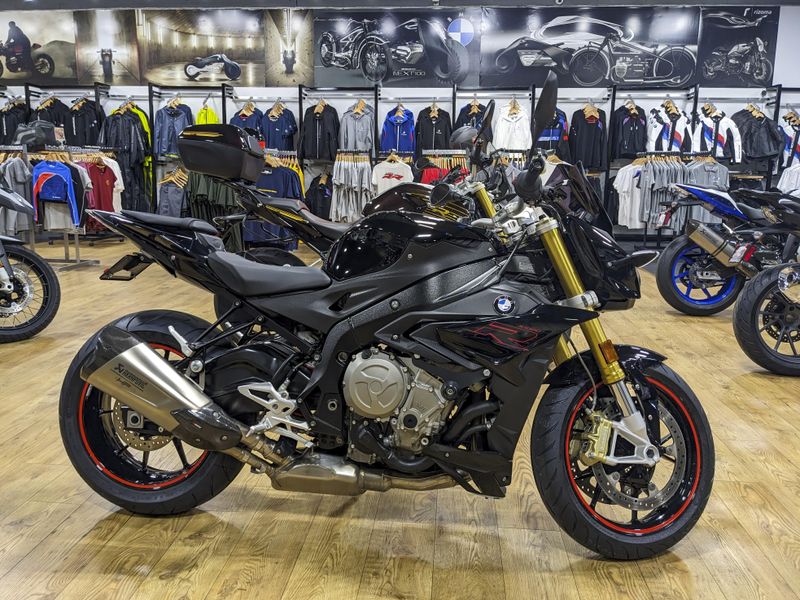 2025 BMW F 900 R Image 83