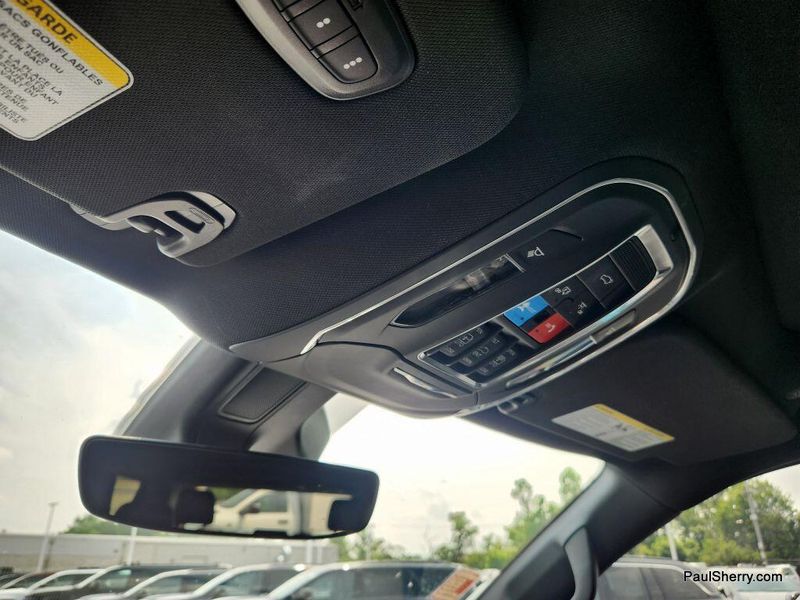 2024 Jeep Wagoneer Series II CarbideImage 52