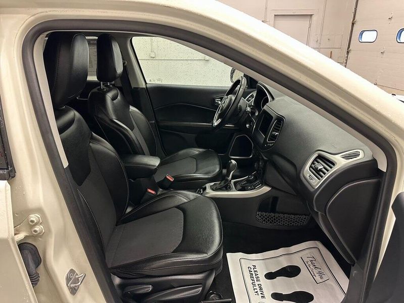 2020 Jeep Compass LatitudeImage 27