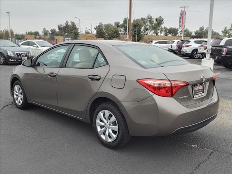 2018 Toyota Corolla LEImage 4