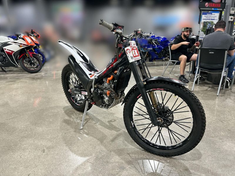 Used 2018 Honda COTA 300RR Image 17