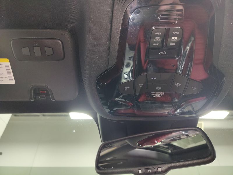2024 Alfa Romeo Giulia Veloce Premium Q4 AWD w/Sunroof/NavImage 24